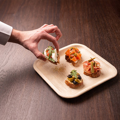 Why Businesses Are Choosing Compostable Tableware Over Plastic?